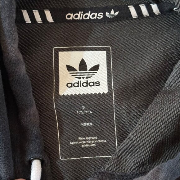 Adidas Hooded sweatshirt - Picture 5 of 5
